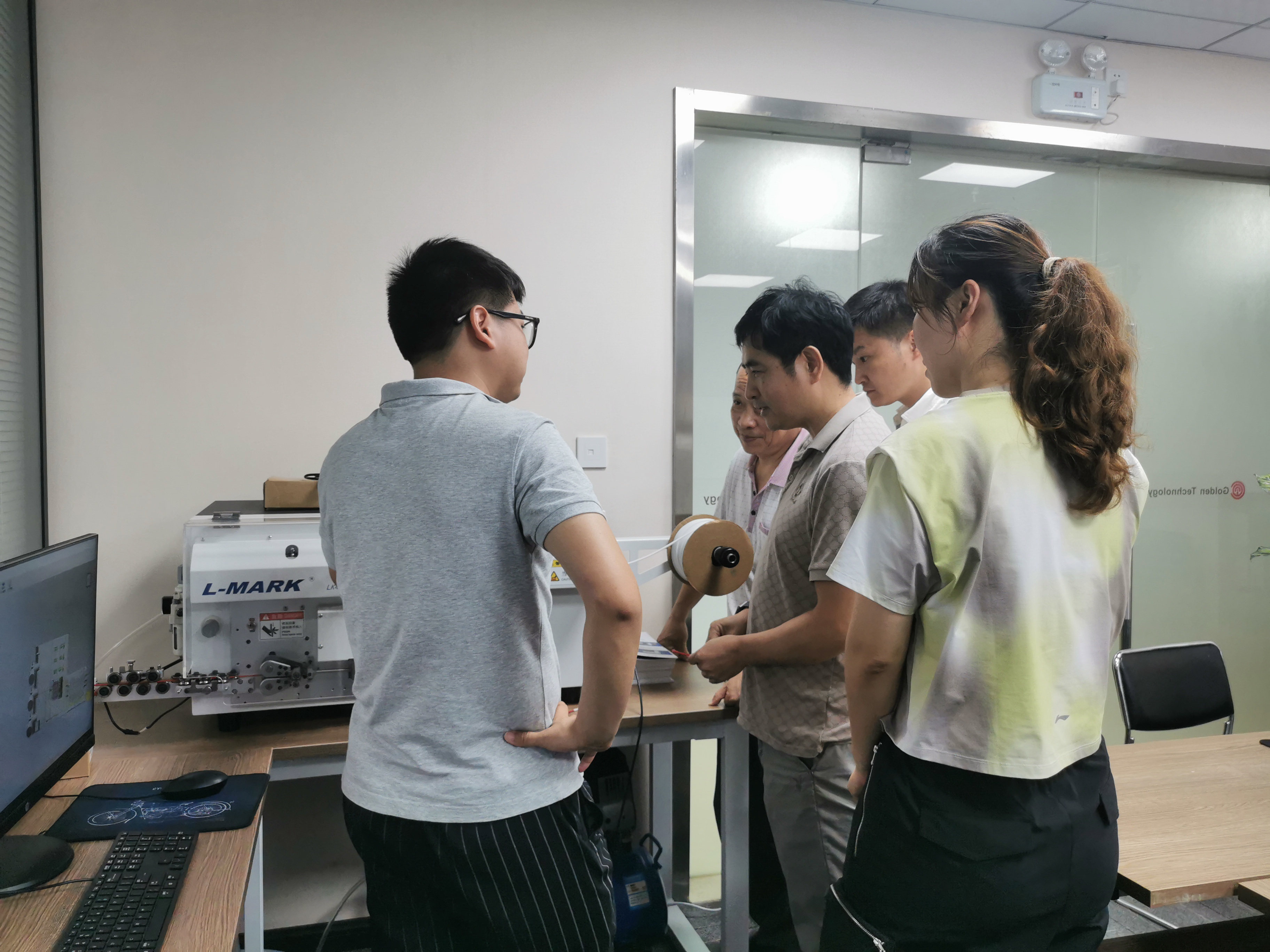 久久久无码人妻精品无码